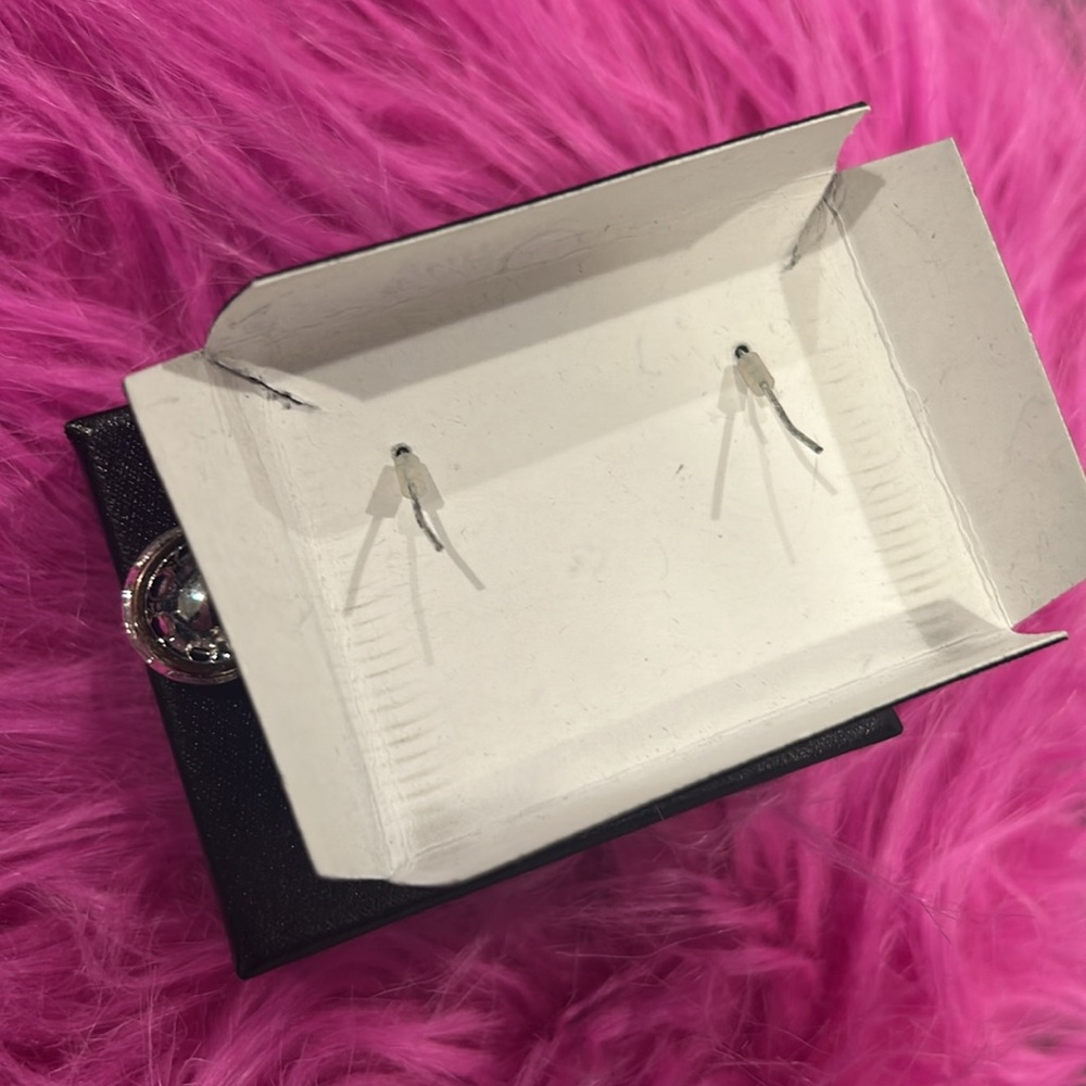 Avon Sweet Souls June Birthday Gift Set - Picture 4 of 7